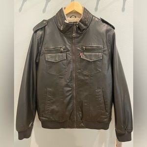 Mens Levi’s brown genuine leather jacket